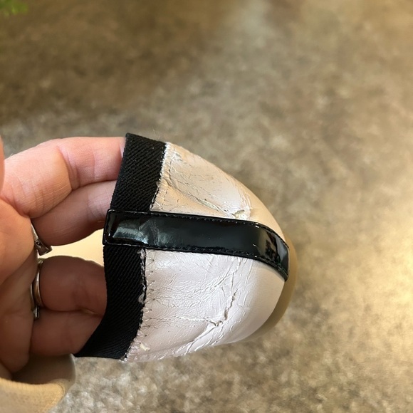 J Crew Mila Size 9 Cream Tan Black Flats Leather Cap Toe Ballet - Picture 4 of 7